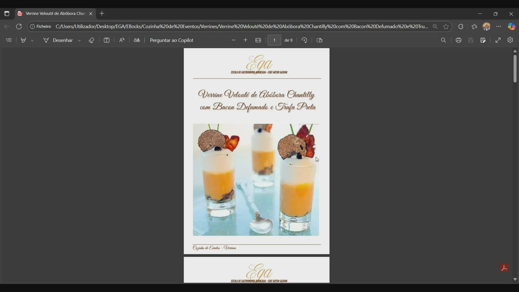 Verrine Velouté de Abóbora Chantilly com Bacon Defumado e Trufa Preta