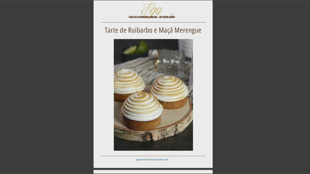 Tarte de Ruibarbo e Maçã Merengue - 30 reais (BRL R$) corresponde a mais ou menos 5 €